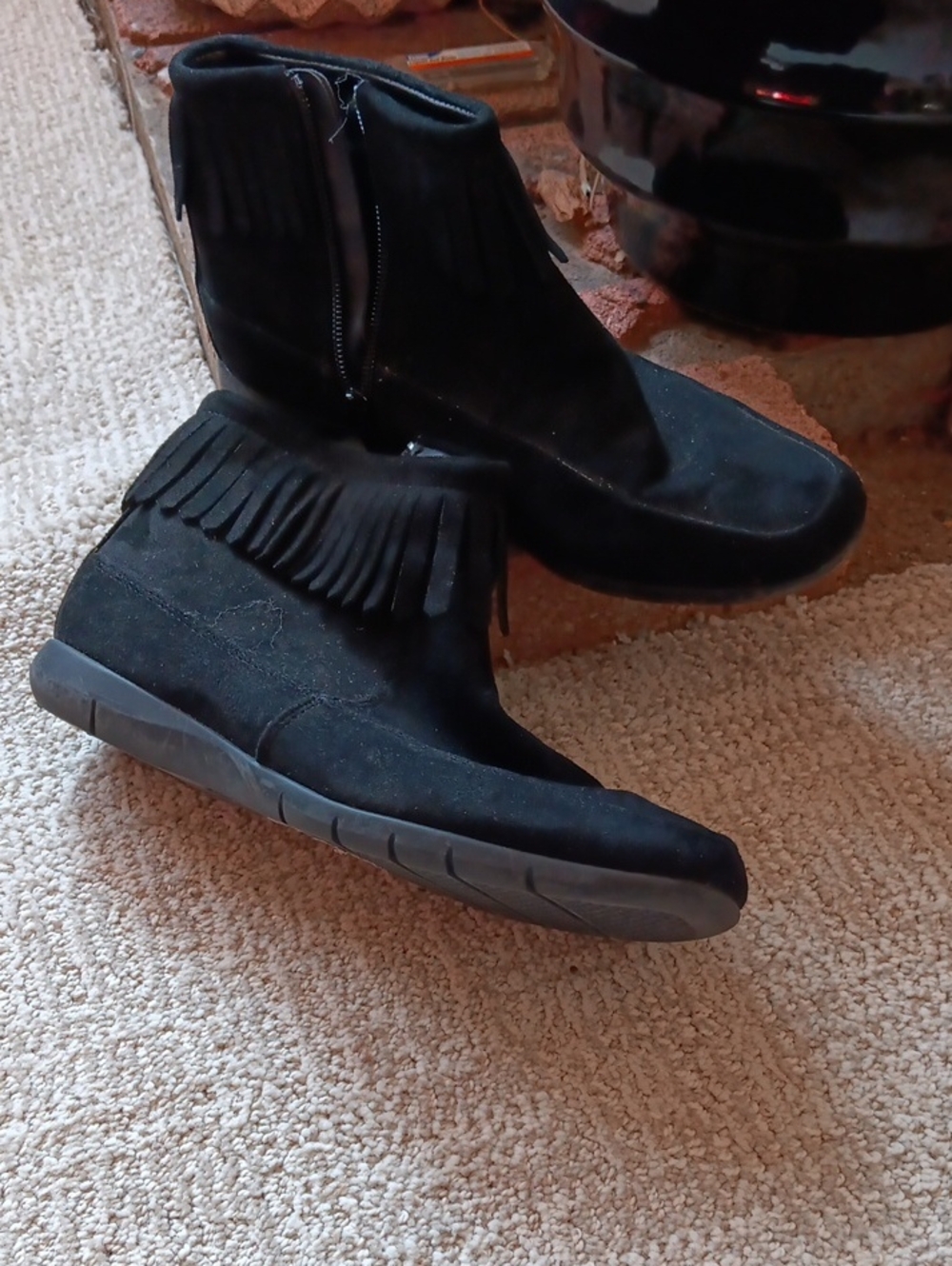 Comfortview Black Suede Fringe Chukka Boots
